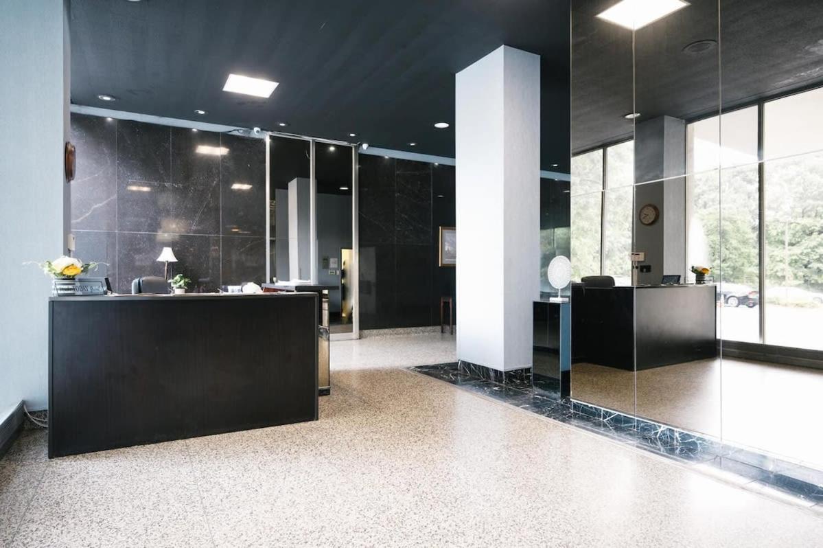 Downtown Atl Condo Onsite Parking King Bed & Bonus Room Lm1901 Атланта Экстерьер фото